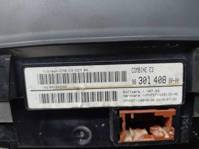 Recambio de cuadro instrumentos para citroën c4 cactus bluehdi referencia OEM IAM   