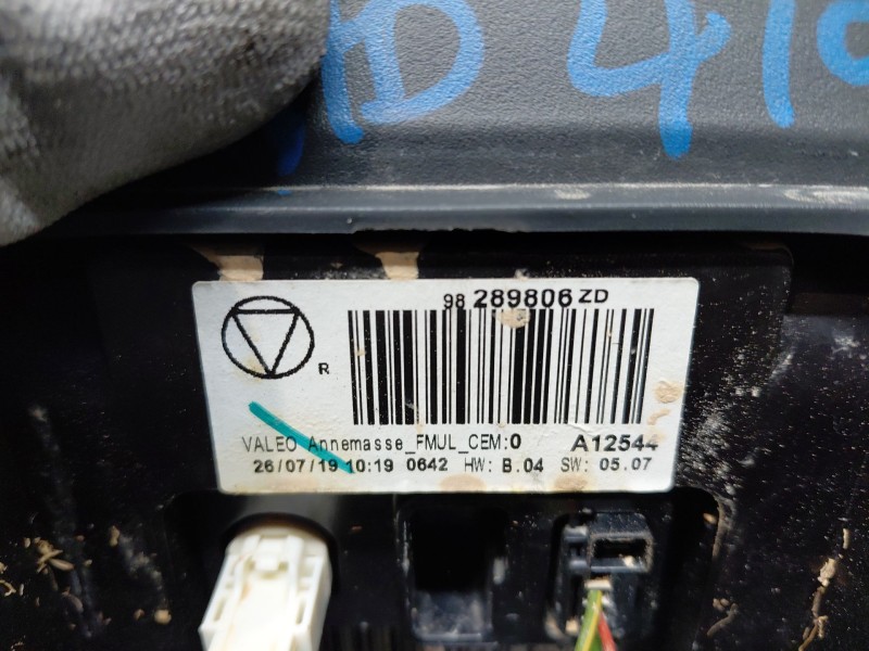 Recambio de pantalla multifuncion para citroën c4 cactus bluehdi referencia OEM IAM   