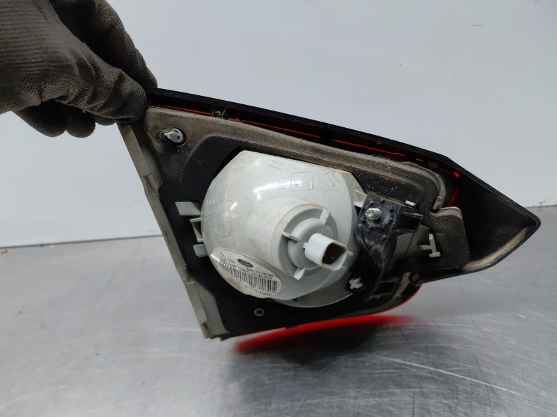 Recambio de piloto trasero derecho interior para ford kuga (cbv) trend referencia OEM IAM   