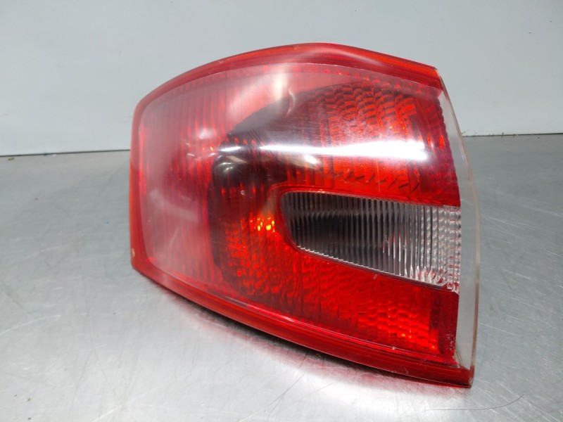 Recambio de piloto trasero izquierdo para ford kuga (cbv) trend referencia OEM IAM   