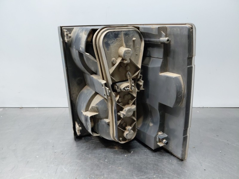 Recambio de piloto trasero izquierdo para land rover range rover (lm) td6 hse referencia OEM IAM   