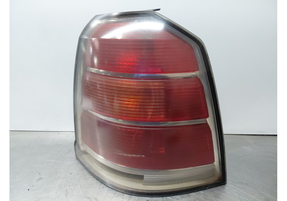 Recambio de piloto trasero derecho para opel zafira / zafira family b (a05) 1.9 cdti (m75) referencia OEM IAM   