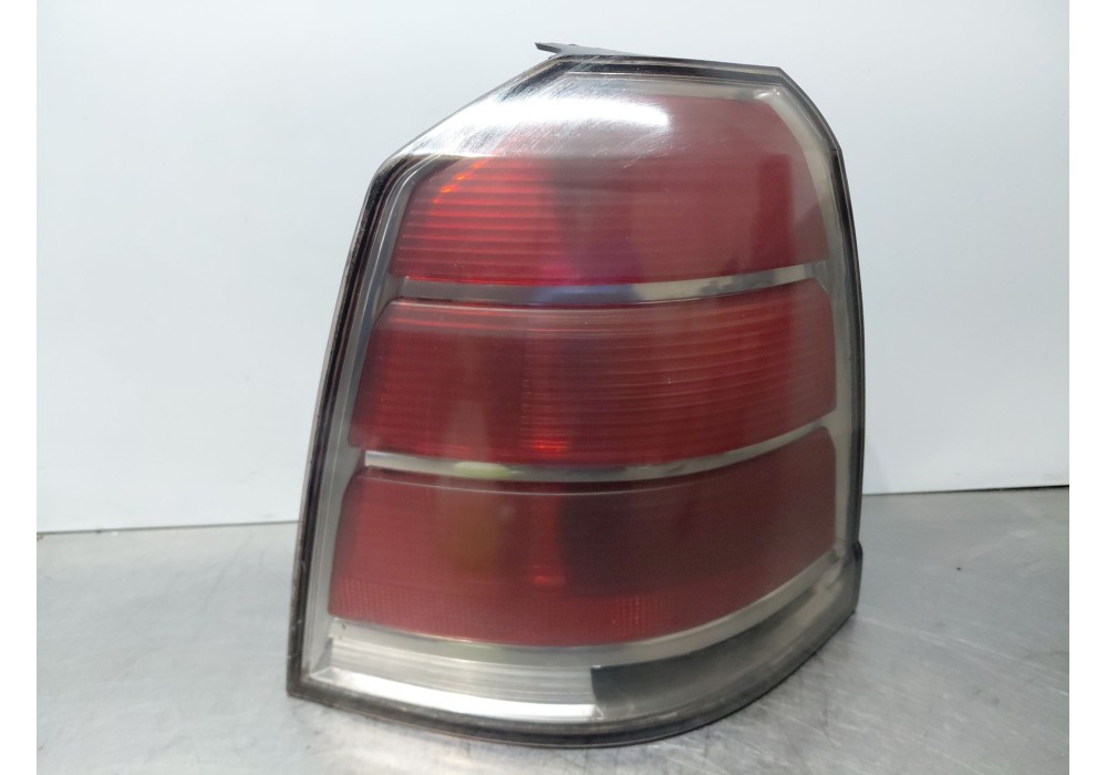 Recambio de piloto trasero izquierdo para opel zafira / zafira family b (a05) 1.9 cdti (m75) referencia OEM IAM   