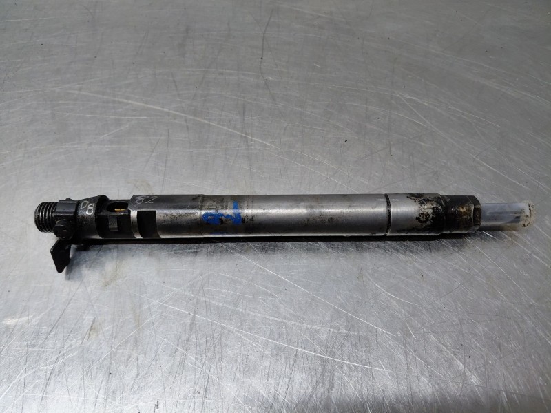 Recambio de inyector para ford kuga (cbv) trend referencia OEM IAM   