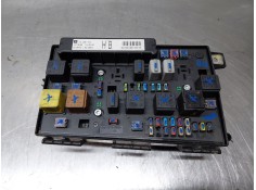 Recambio de caja reles / fusibles para opel zafira / zafira family b (a05) 1.9 cdti (m75) referencia OEM IAM   