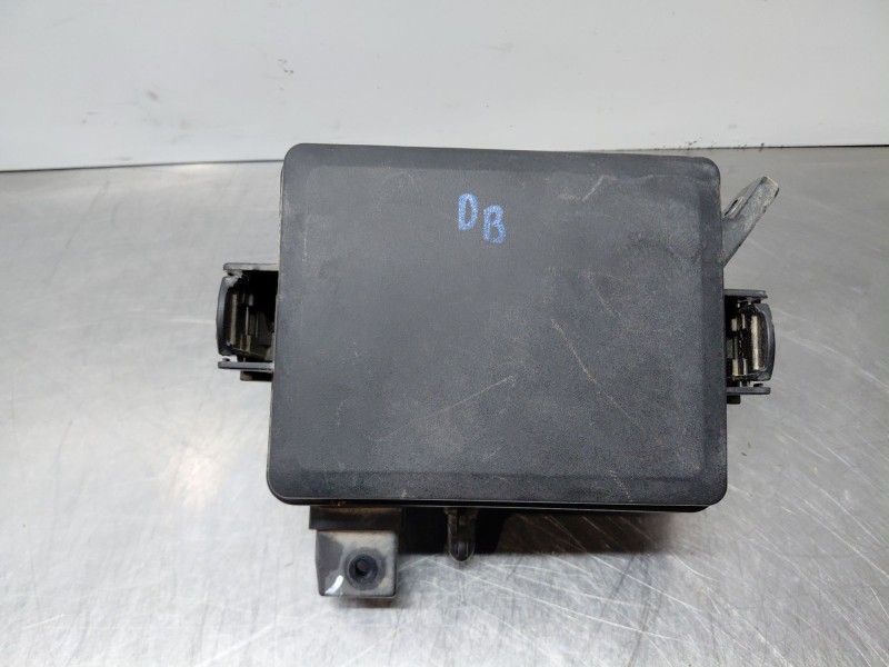 Recambio de caja reles / fusibles para hyundai i20 iii active referencia OEM IAM   