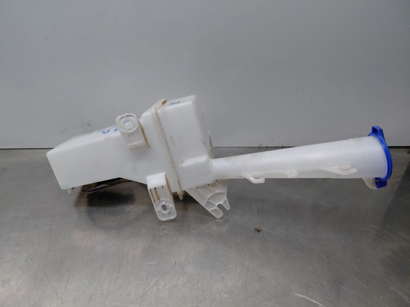 Recambio de deposito limpia para hyundai i20 iii active referencia OEM IAM   