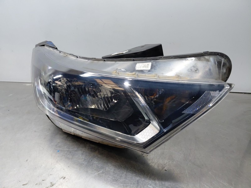 Recambio de faro derecho para hyundai i20 iii active referencia OEM IAM   
