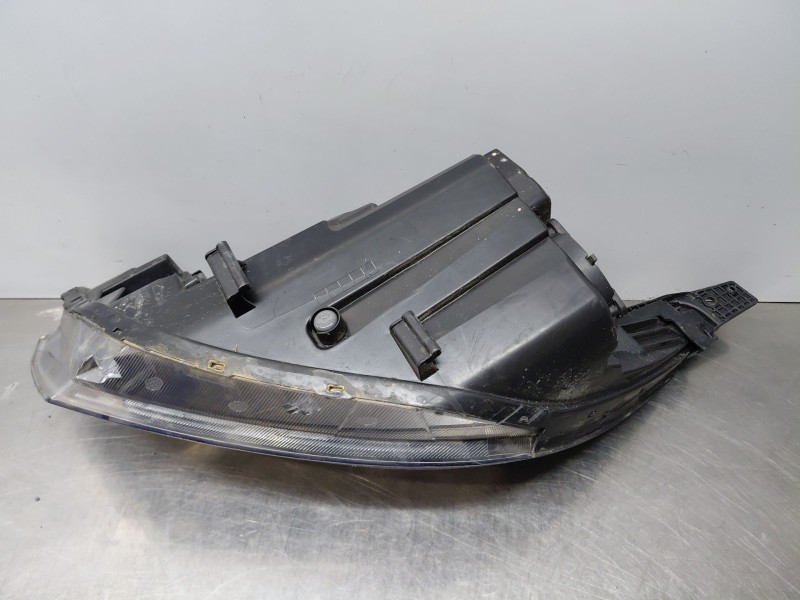 Recambio de faro derecho para hyundai i20 iii active referencia OEM IAM   
