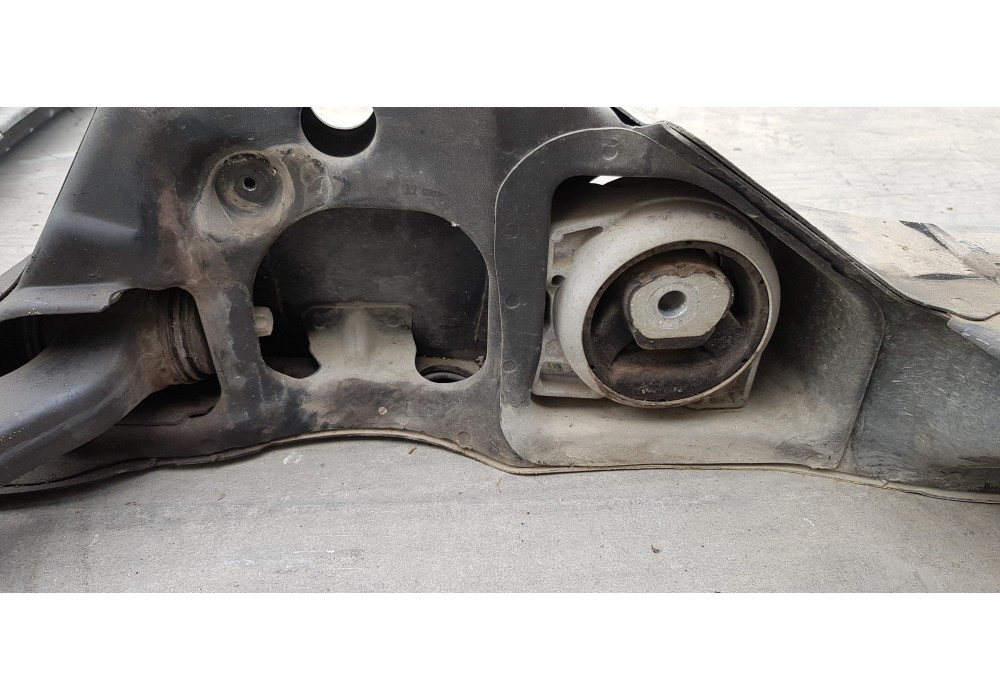 Recambio de puente delantero para mercedes clase a (w169) a 170 (169.032) referencia OEM IAM A1696200687  