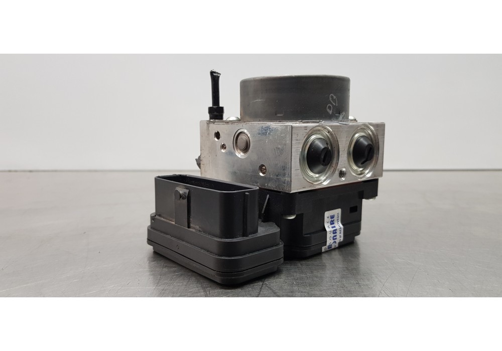 Recambio de abs para toyota corolla touring sports (e21) hybrid advance referencia OEM IAM 8954112E30 11304041340 