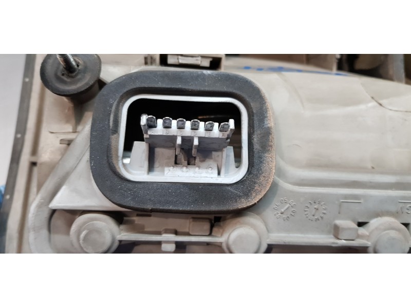 Recambio de piloto trasero izquierdo para opel zafira a club referencia OEM IAM 93175677  