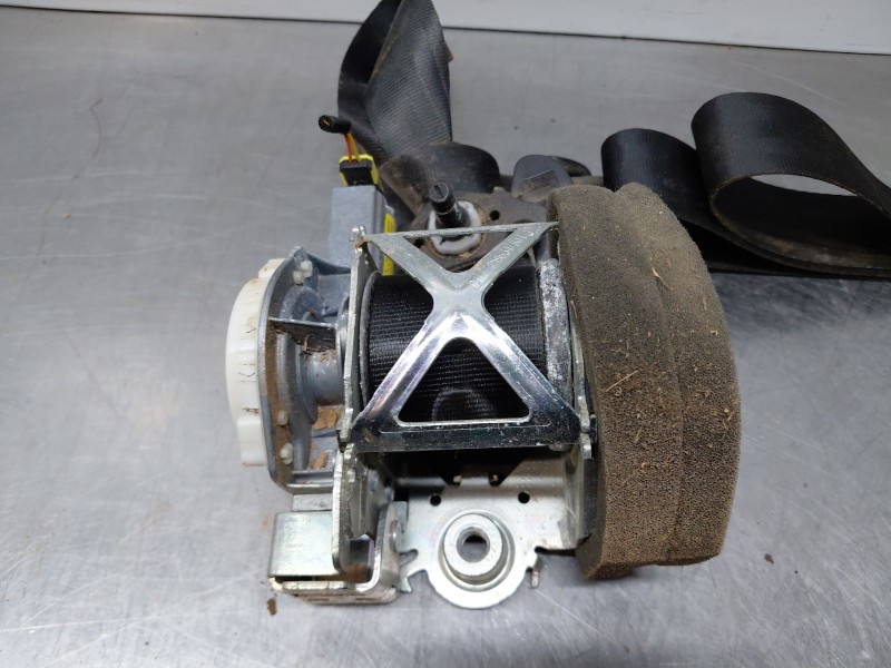 Recambio de cinturon seguridad delantero izquierdo para citroën c4 cactus shine referencia OEM IAM   