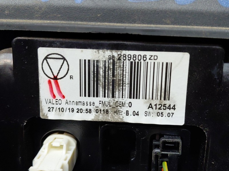 Recambio de pantalla multifuncion para citroën c4 cactus shine referencia OEM IAM   