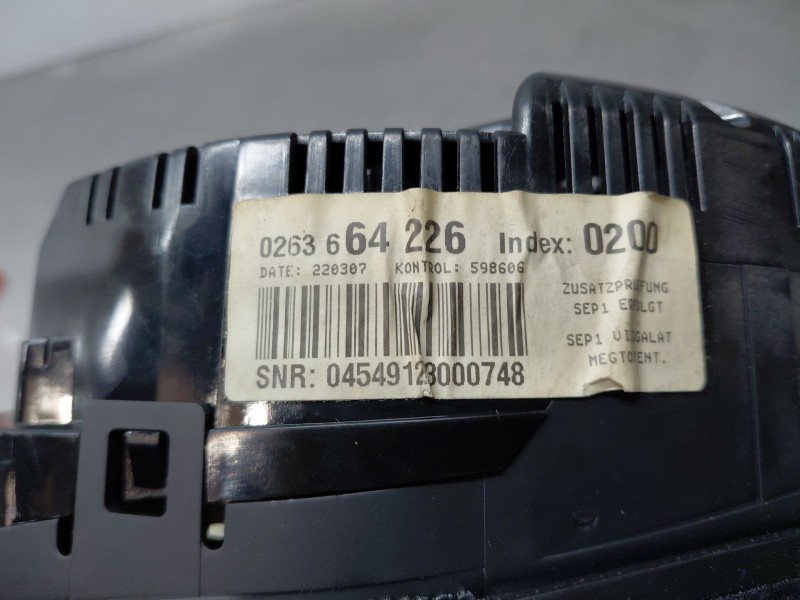 Recambio de cuadro instrumentos para audi a4 avant (8e) confort referencia OEM IAM   