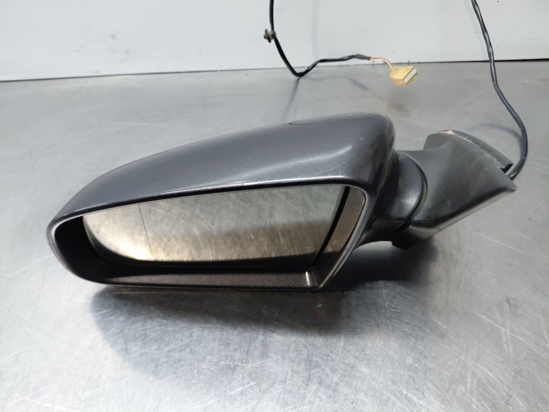 Recambio de retrovisor izquierdo para audi a4 avant (8e) confort referencia OEM IAM   