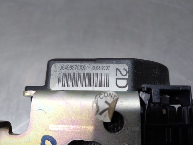 Recambio de cinturon seguridad trasero derecho para peugeot 207 urban referencia OEM IAM 8975X4  