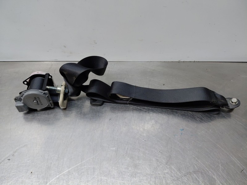 Recambio de cinturon seguridad trasero derecho para nissan x-trail t32 tekna referencia OEM IAM   