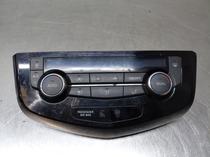 Recambio de mando climatizador para nissan x-trail t32 tekna referencia OEM IAM   