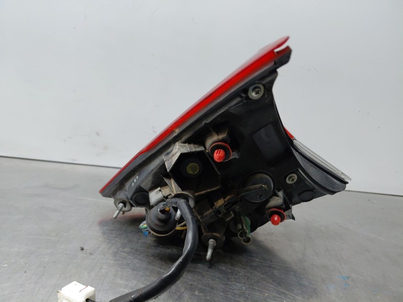 Recambio de piloto trasero izquierdo interior para nissan x-trail t32 tekna referencia OEM IAM   