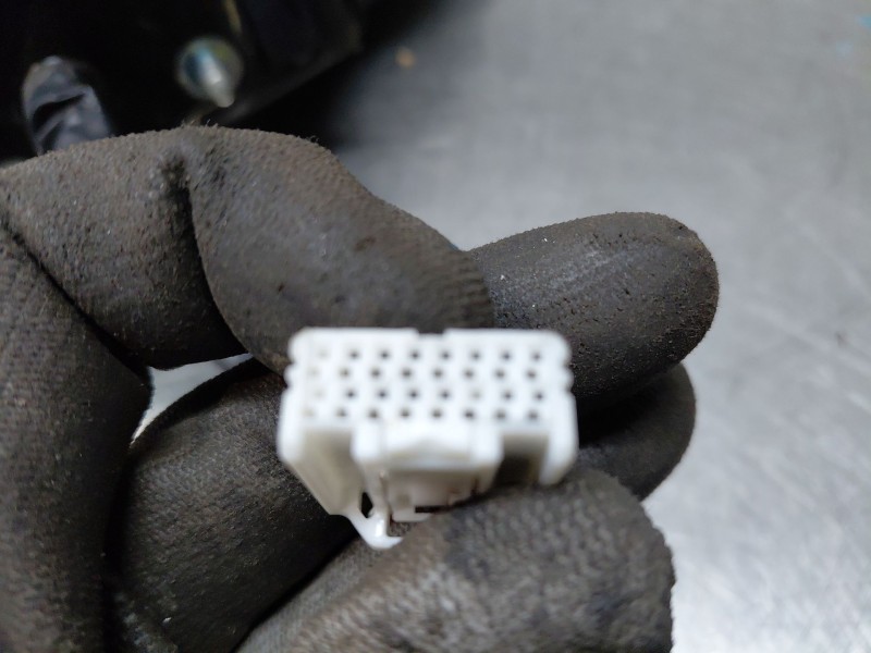 Recambio de retrovisor derecho para nissan x-trail t32 tekna referencia OEM IAM   