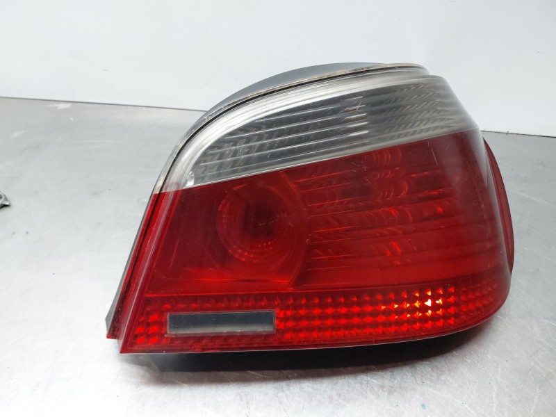 Recambio de piloto trasero derecho para bmw 5 (e60) 530 d referencia OEM IAM   