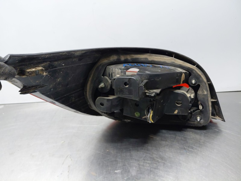 Recambio de piloto trasero derecho para bmw 5 (e60) 530 d referencia OEM IAM   