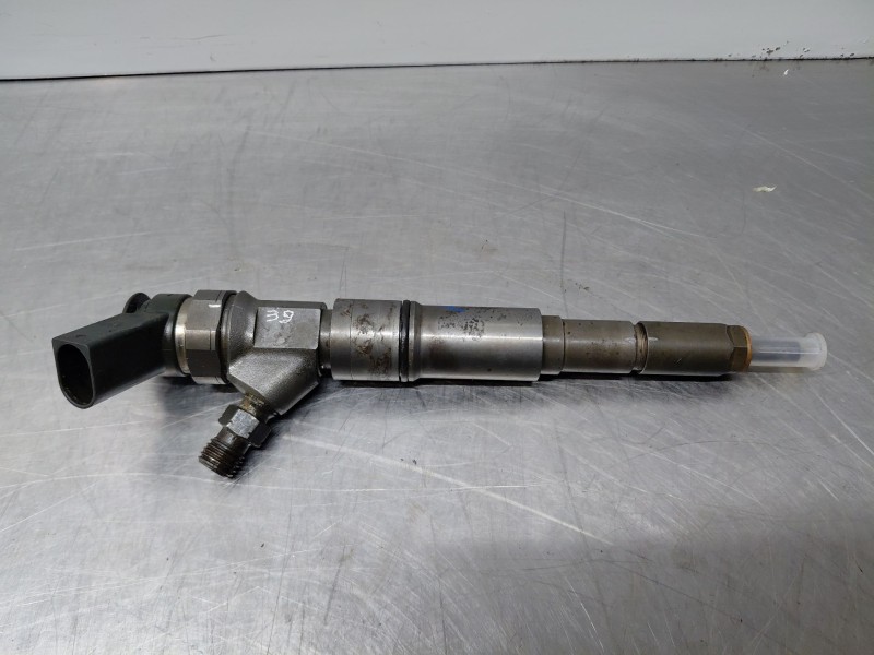 Recambio de inyector para bmw 5 (e60) 530 d referencia OEM IAM   