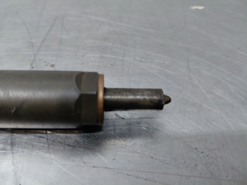 Recambio de inyector para bmw 5 (e60) 530 d referencia OEM IAM   