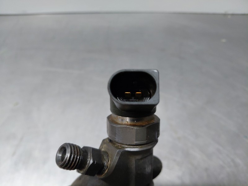 Recambio de inyector para bmw 5 (e60) 530 d referencia OEM IAM   