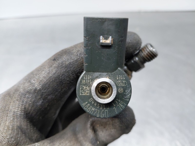 Recambio de inyector para bmw 5 (e60) 530 d referencia OEM IAM   