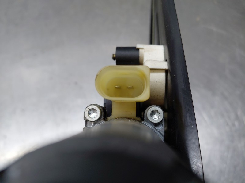 Recambio de elevalunas trasero izquierdo para land rover range rover (lm) td6 hse referencia OEM IAM   