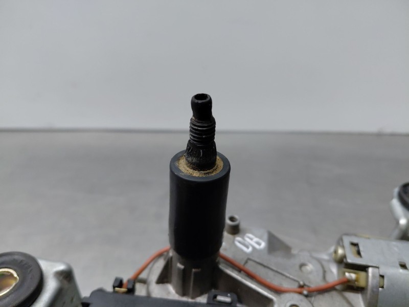 Recambio de motor limpia trasero para land rover range rover (lm) td6 hse referencia OEM IAM   