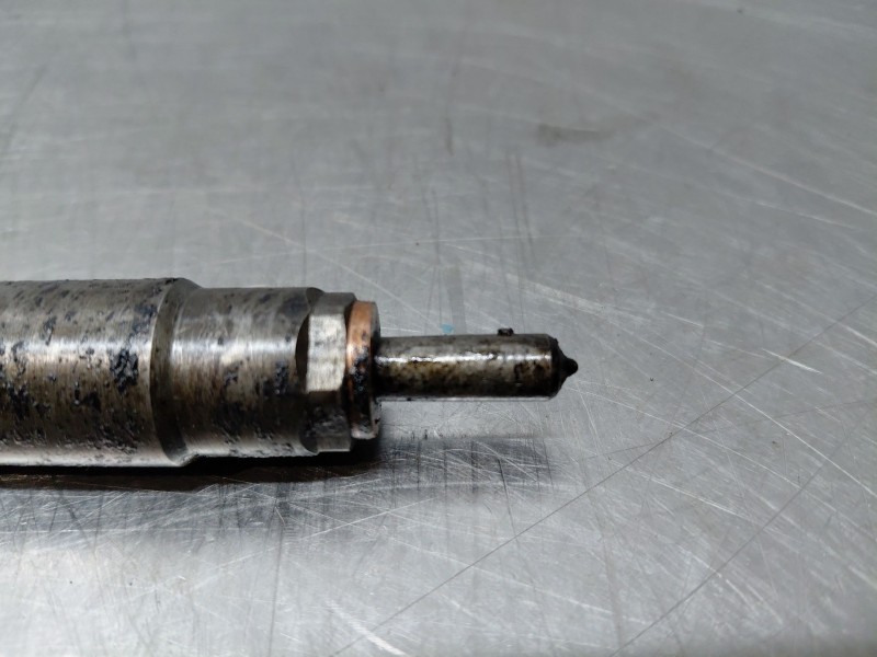 Recambio de inyector para ford kuga (cbv) trend referencia OEM IAM   