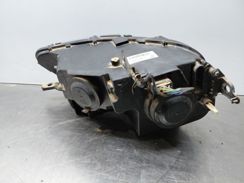 Recambio de faro derecho para citroën c4 cactus shine referencia OEM IAM   