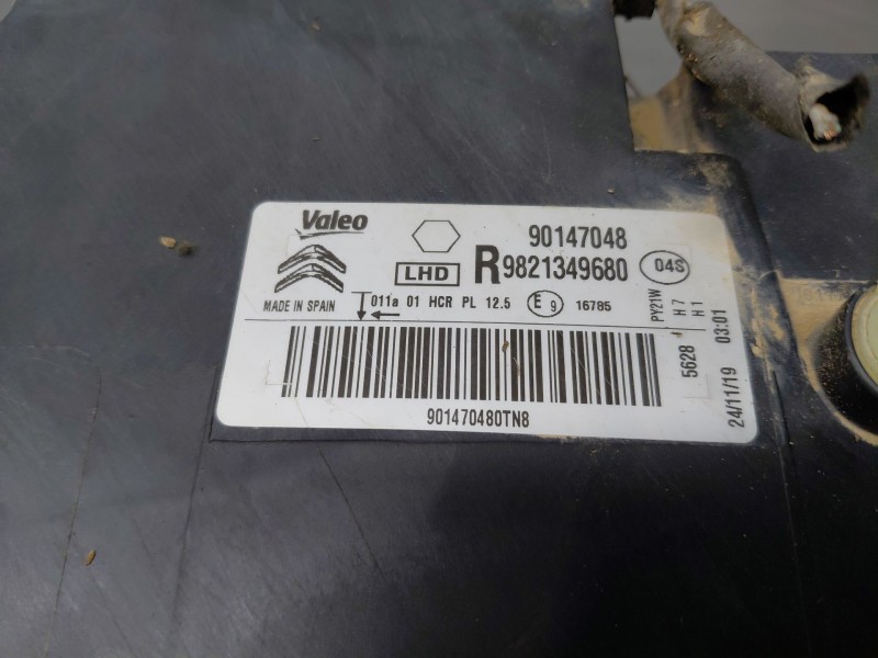 Recambio de faro derecho para citroën c4 cactus shine referencia OEM IAM   