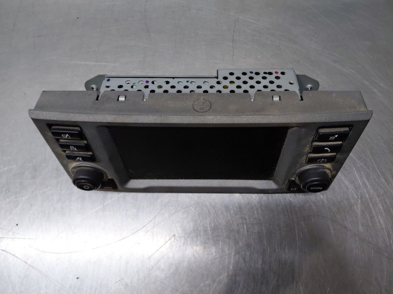 Recambio de pantalla multifuncion para land rover range rover (lm) td6 hse referencia OEM IAM   