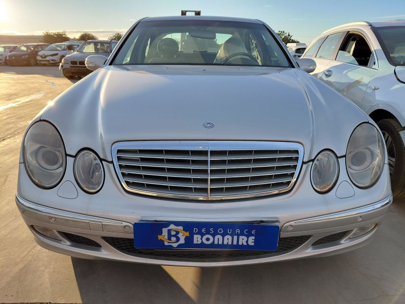 mercedes-benz clase e (w211) del año 2004