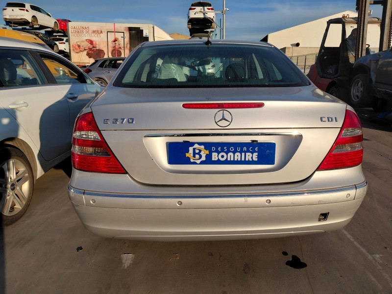 mercedes-benz clase e (w211) del año 2004