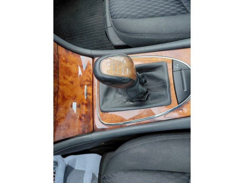 mercedes-benz clase e (w211) del año 2004