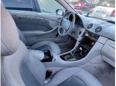 mercedes-benz clk (c209) del año 2004 2