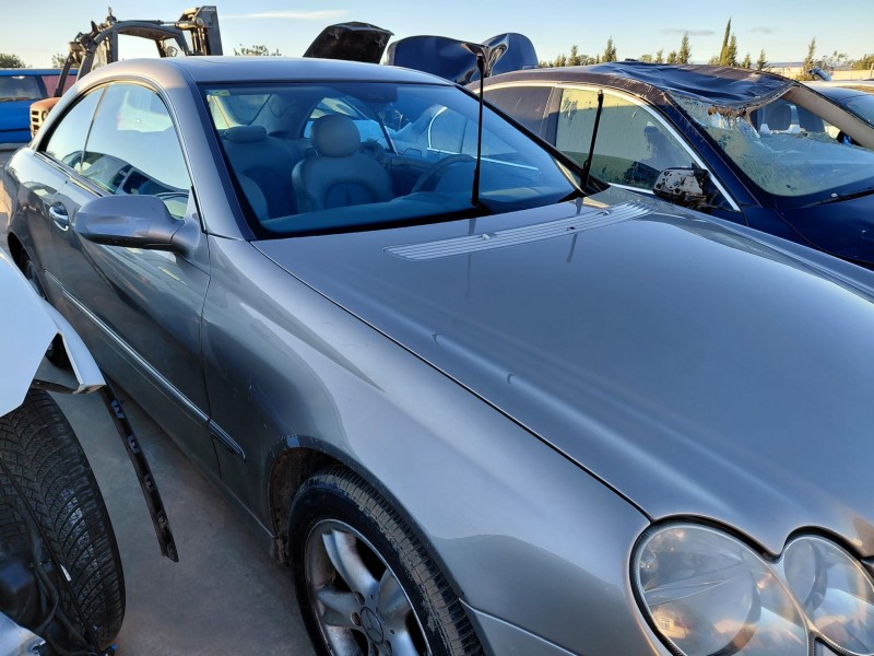 mercedes-benz clk (c209) del año 2004