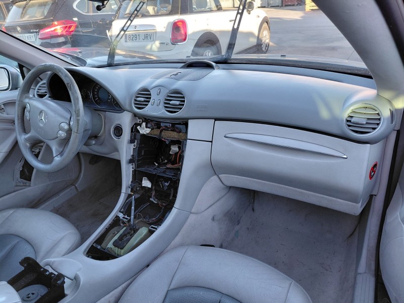 mercedes-benz clk (c209) del año 2004