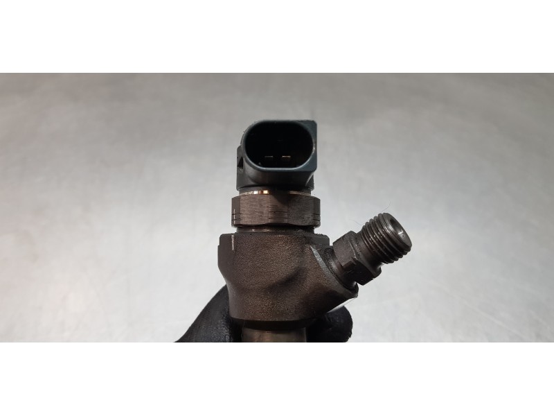 Recambio de inyector para skoda octavia lim. (5e3) active referencia OEM IAM 04L130277AJ 0445110477 