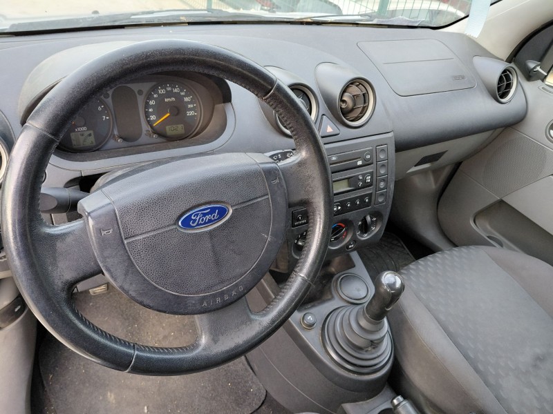 ford fiesta v (jh_, jd_) del año 2002
