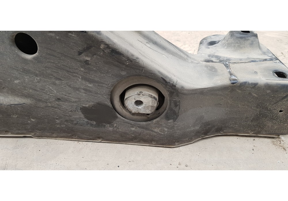 Recambio de puente delantero para mercedes clase a (w169) a 170 (169.032) referencia OEM IAM A1696200687  