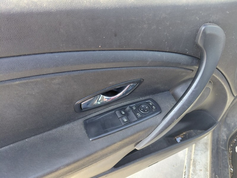 renault megane iii coupé (dz0/1_) del año 2015