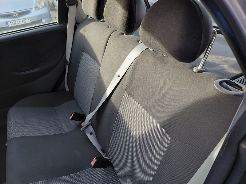 opel corsa c (x01) del año 2006