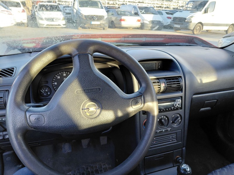 opel astra g hatchback (t98) del año 2002