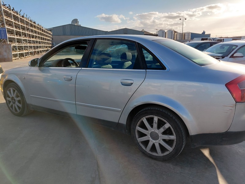 audi a4 b6 (8e2) del año 2001